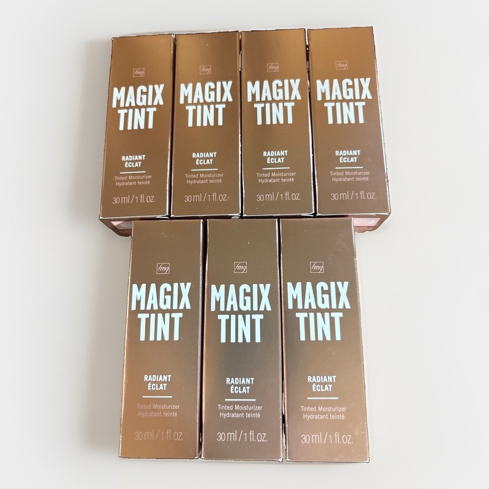 Avon fmg Magix Tint Oil-Free Tinted Moisturizer, Medium Deep, 1FL OZ, LOT OF 7